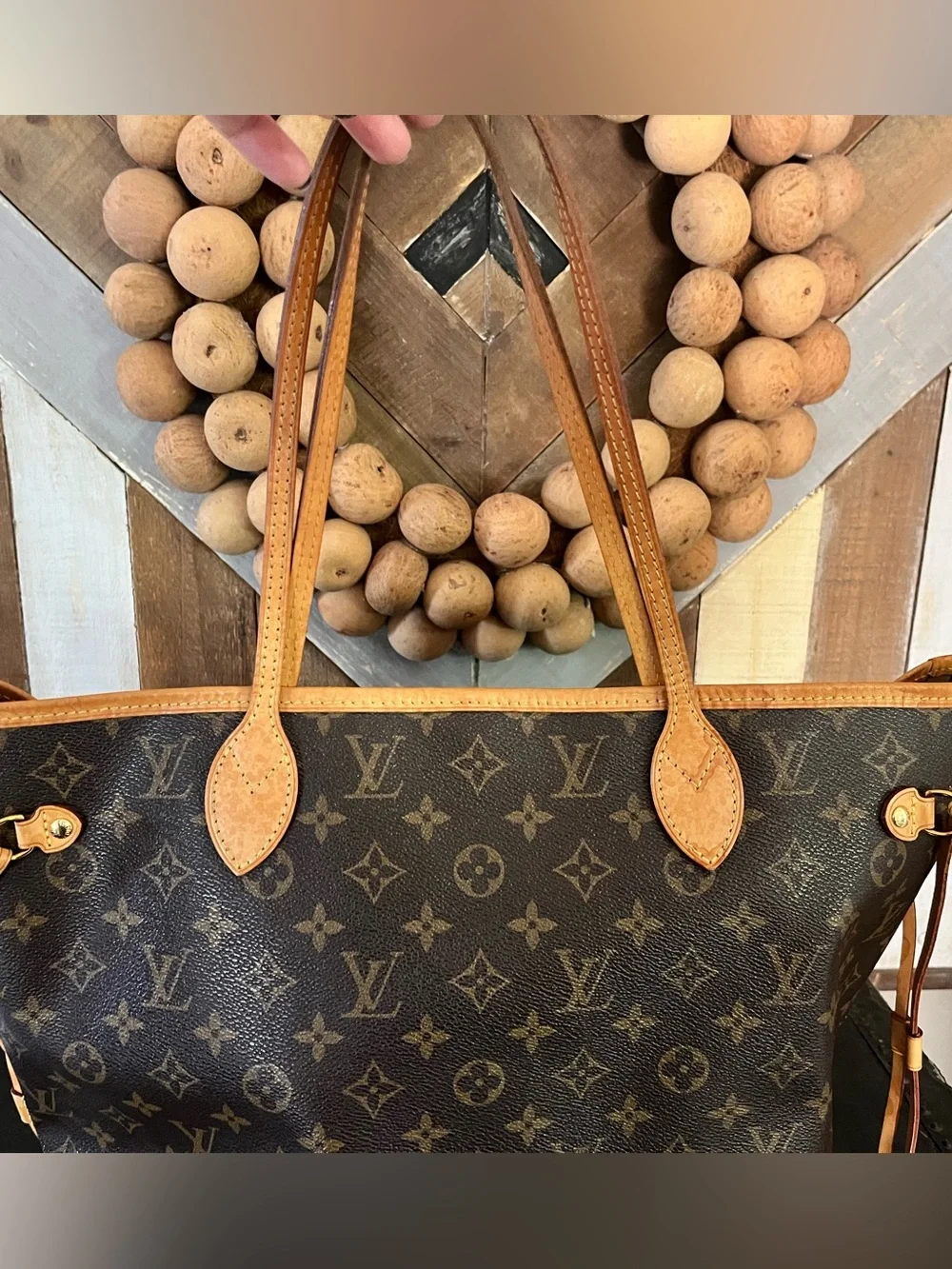 Authentic Louis Vuitton Neverfull MM monogram canvas tote